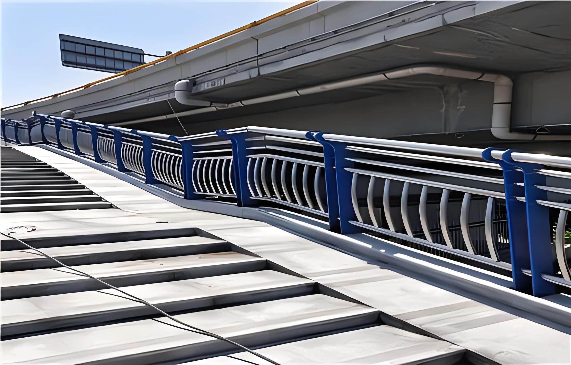 那曲不锈钢桥梁护栏维护方案：确保安全，延长使用寿命